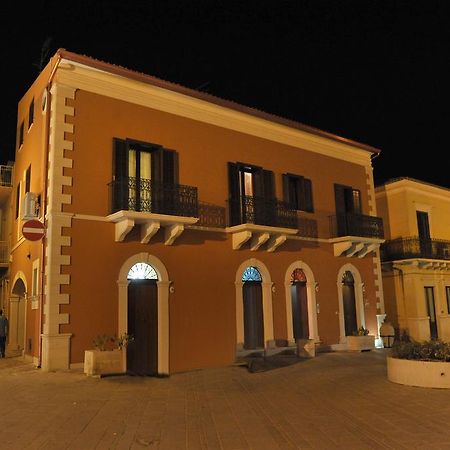 קומיסו B&B Al Teatro חדר תמונה