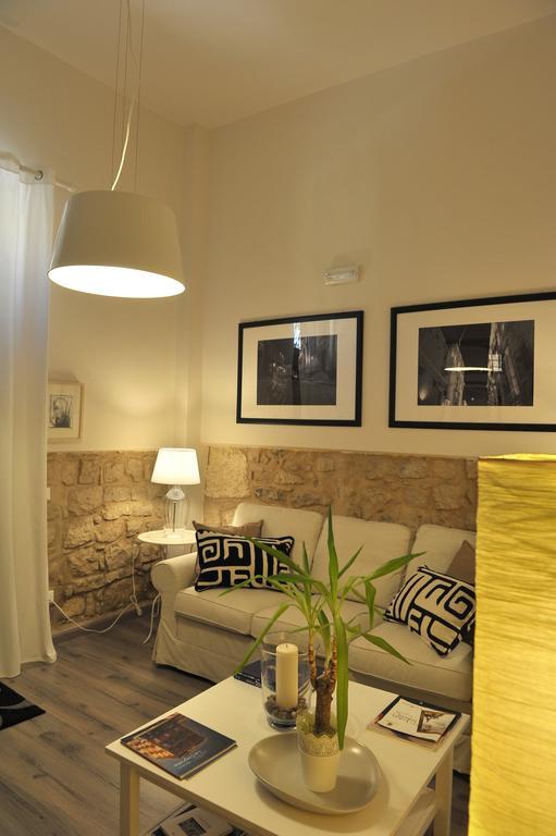 קומיסו B&B Al Teatro חדר תמונה
